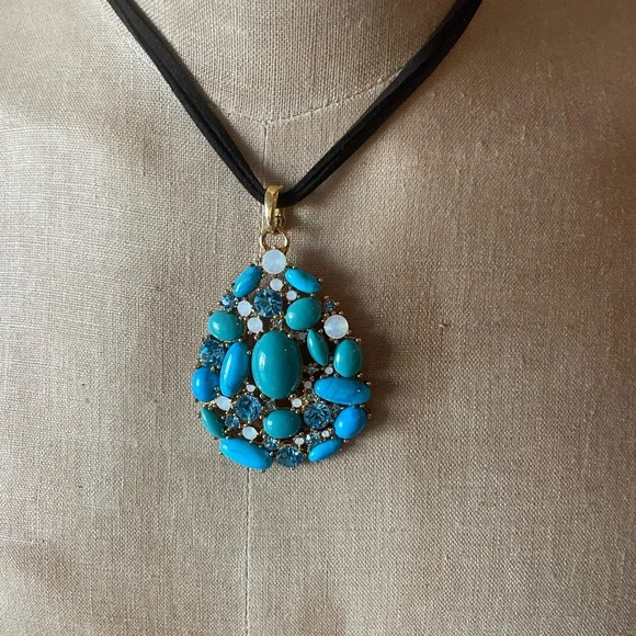 Joan Rivers Blue and Gold Statement Necklace - Picture 2 of 6